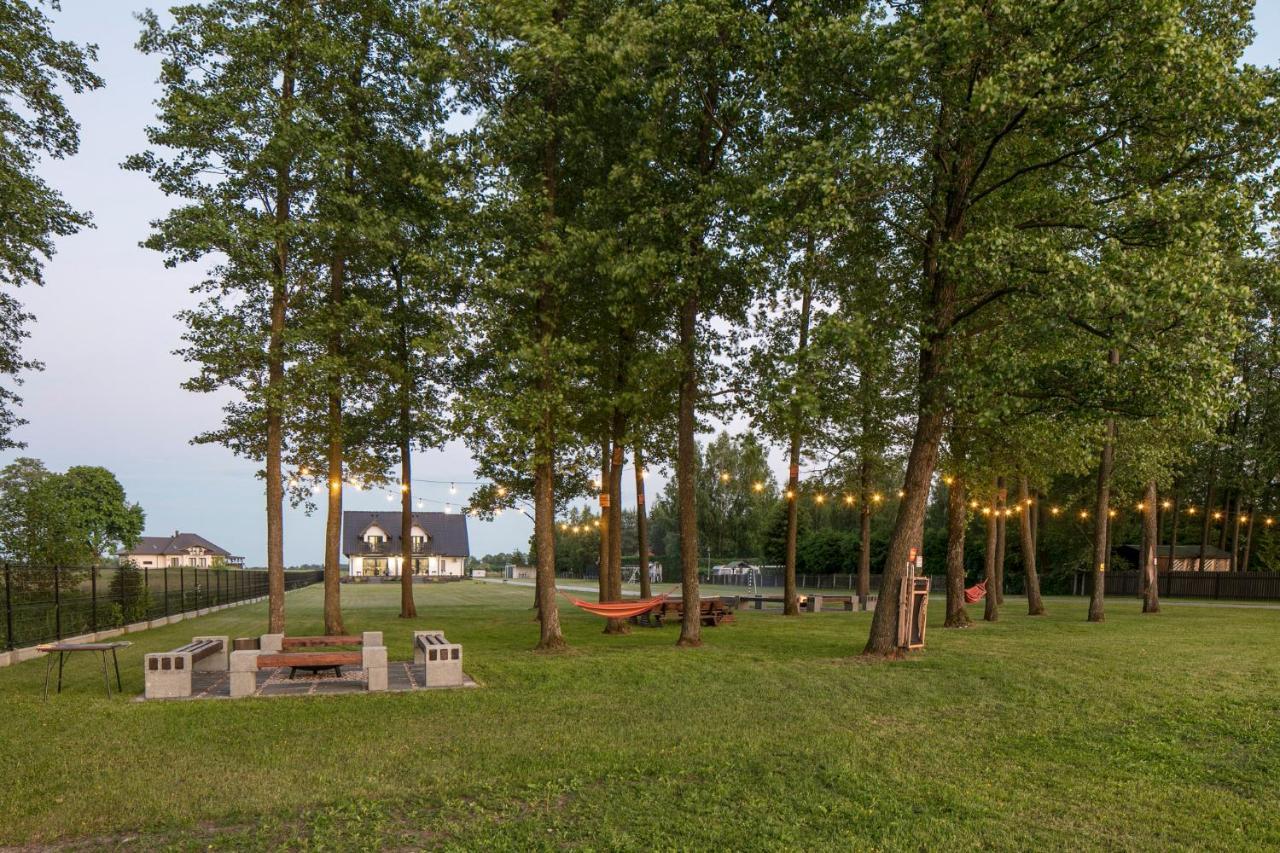 Apartamenty Zielona Lipka Пиш Екстериор снимка